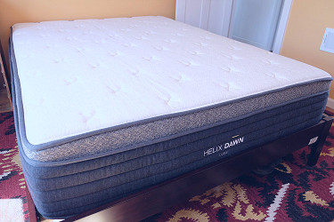 Helix Dawn Luxe Mattress Review: A Great Mattress for Couples